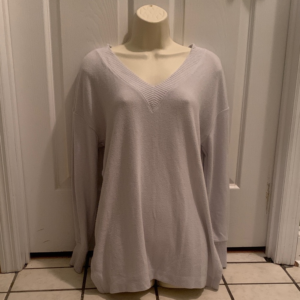 LOFT Light Lavender Gray V-Neck Sweater Top